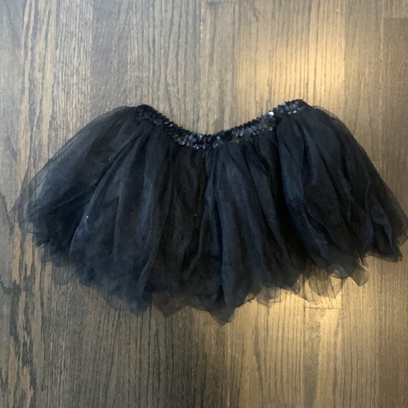Girls black tutu by Claire’s - Picture 2 of 3